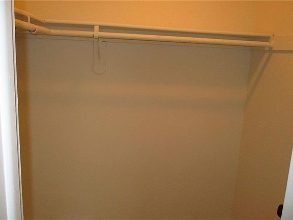 4th image of 10270 NW 35th St APT 3