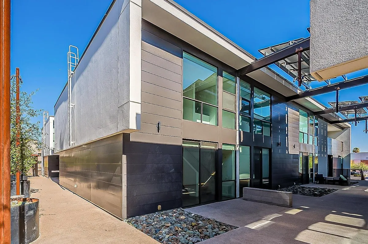 Building Photo - 1717 N 1st Ave #213