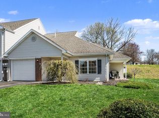 204 Pine Crest Village Dr, Pine Grove, PA