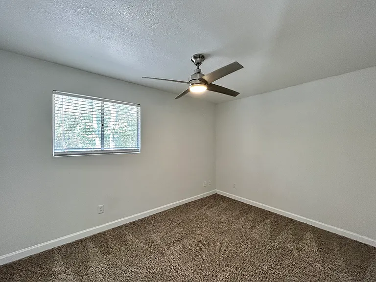 Tramor at Oak Run — Photo 111