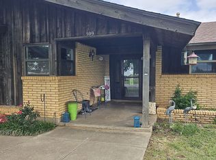 509 E South Boundary St, Walters, OK 73572