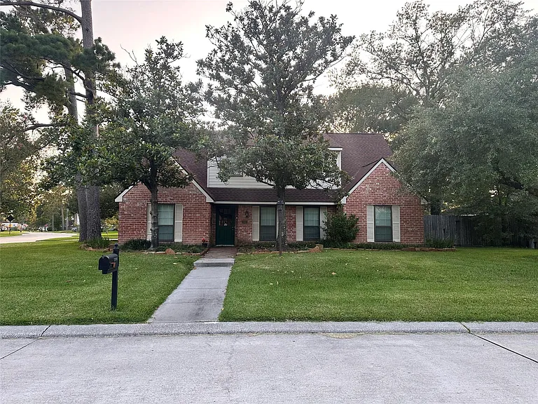 28903 Twisted Oak Dr — Photo 1