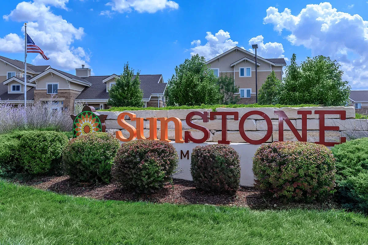 Building Photo - SunSTONE at MarketPlace Apartments