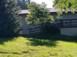 112 N Shore Dr, Council Grove, KS 66846