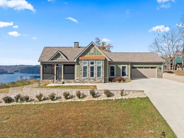 3261 Swann Ridge Rd, Hilham, TN 38568