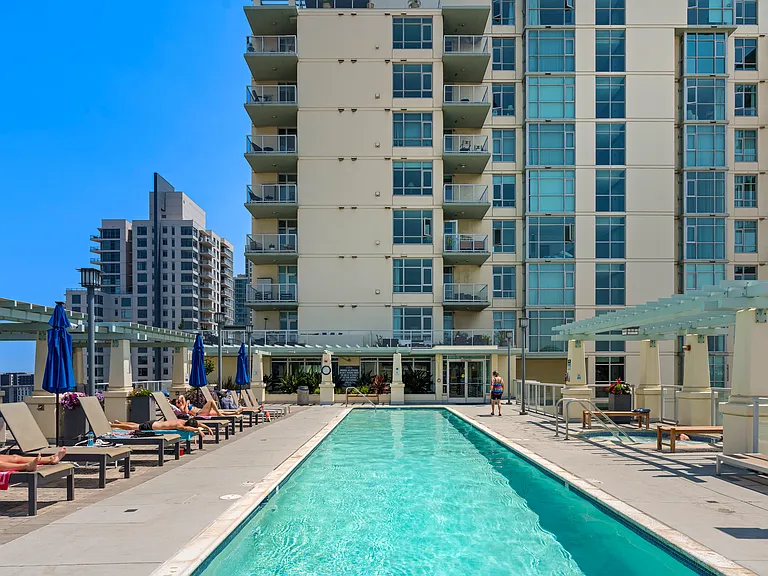 850 Beech St #820 — Photo 30