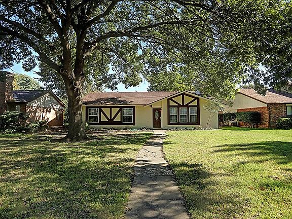 2nd image of 5722 Valley Mills Dr