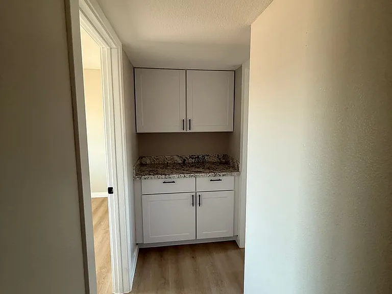 316 E Dunbar Dr — Photo 24