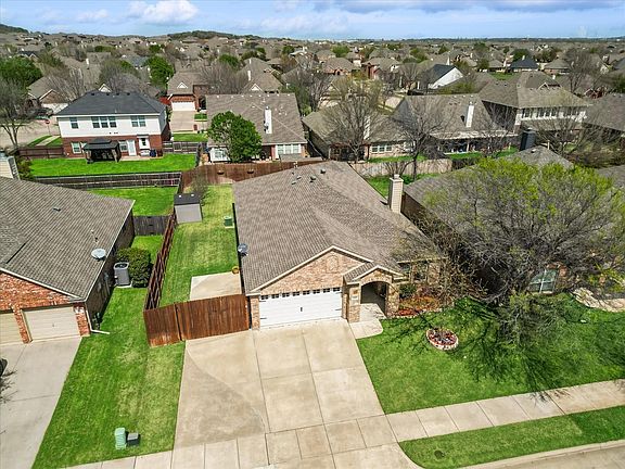 2nd image of 5808 Parkplace Dr
