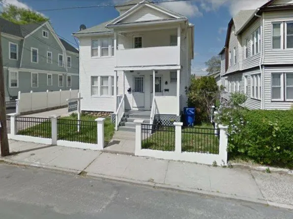 137 Clinton St #2, Waterbury, CT 06710