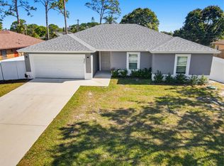 521 NW Colonial Street, Port Saint Lucie, FL 34983