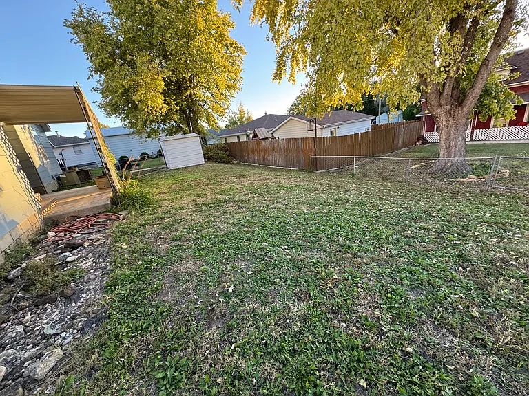 815 Cathedral — Photo 3