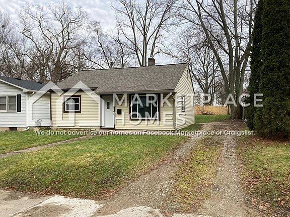 2nd image of 1710 Robertson Ave