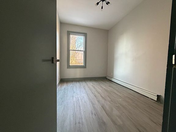 4th image of 1607 Kennedy Blvd #1F