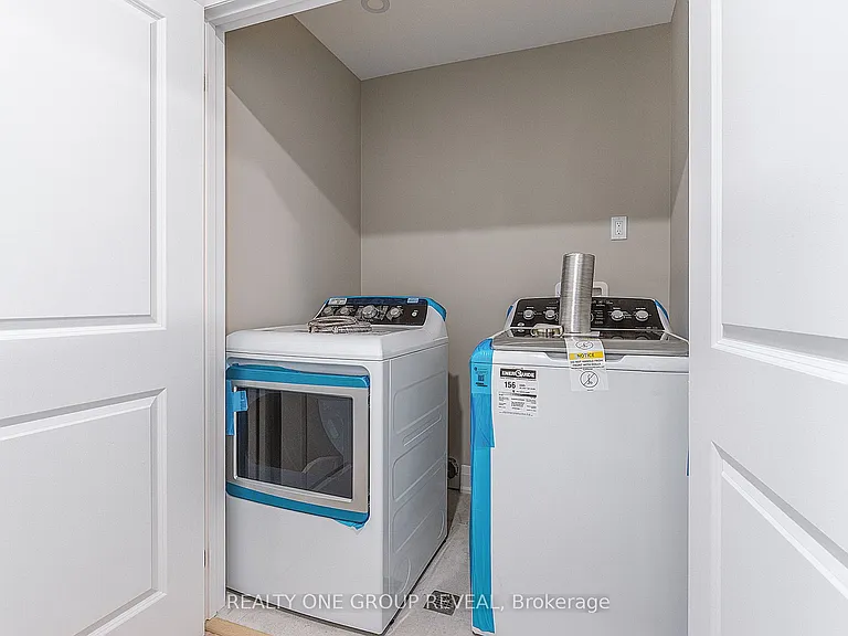 227 Grenfell St #1 — Photo 17