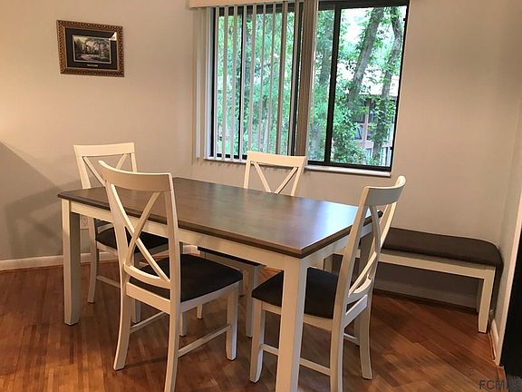 4th image of 14 Pine Hurst Pl #14