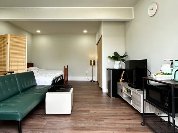 (undisclosed Address), Garden Grove, CA 92840