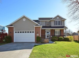 8022 S 34th St, Lincoln, NE 68516