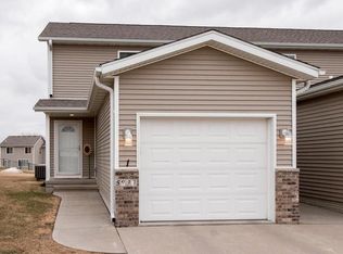 5937 Muirfield Dr SW APT 1, Cedar Rapids, IA 52404