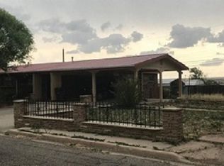 1606 Parkview Rd, Las Vegas, NM 87701