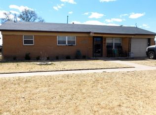 912 E Hickory Ave, Muleshoe, TX 79347