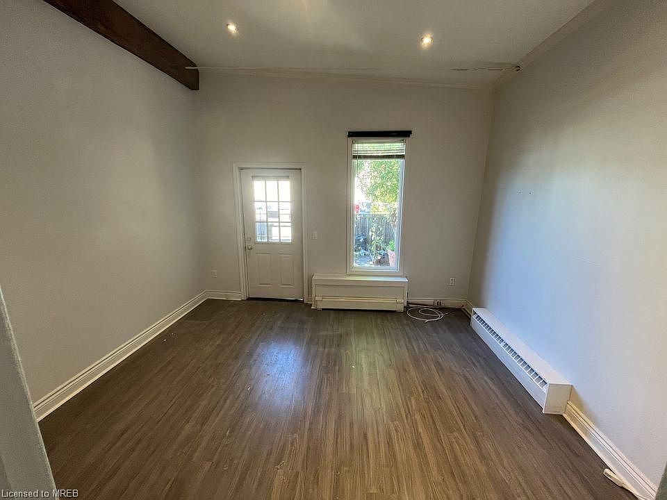 2nd image of 40 Plains Rd W