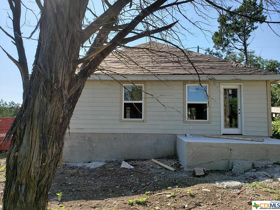 2nd image of 553 Canyon Edge