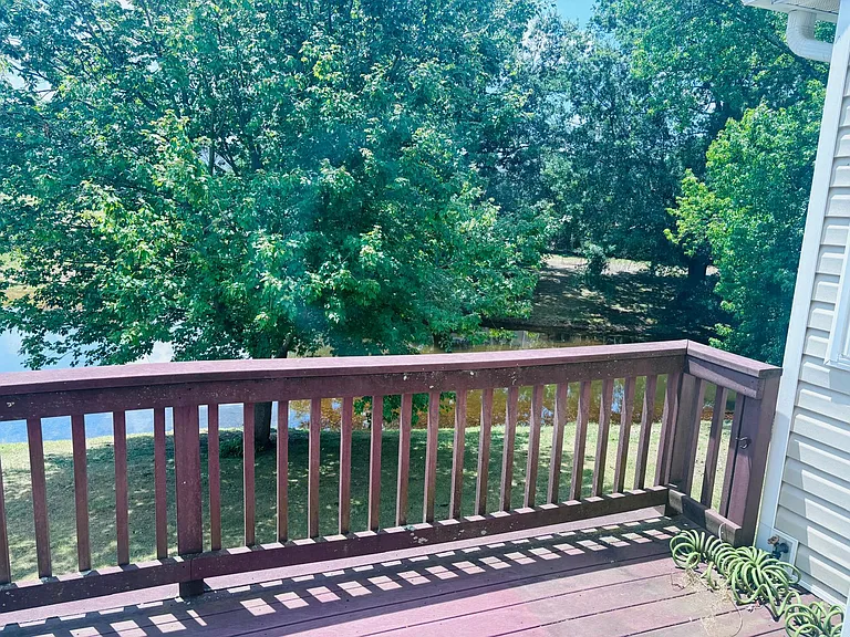 103 Bedford Pl — Photo 25