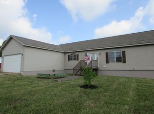 2484 Ray Rd, Fenton, MI 48430