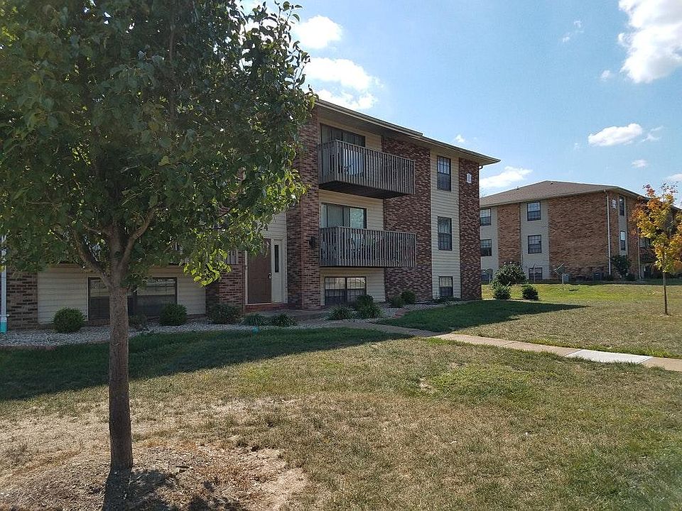 Bouse Apartment Homes