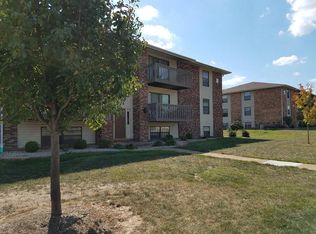 1024 Brookshire Ct APT 6, Belleville, IL 62221