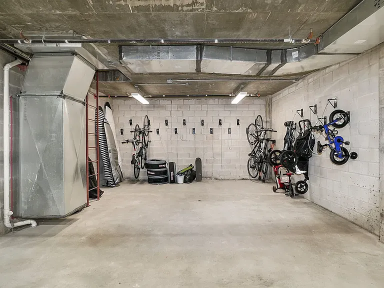 391 Palisade Ave #501 — Photo 16