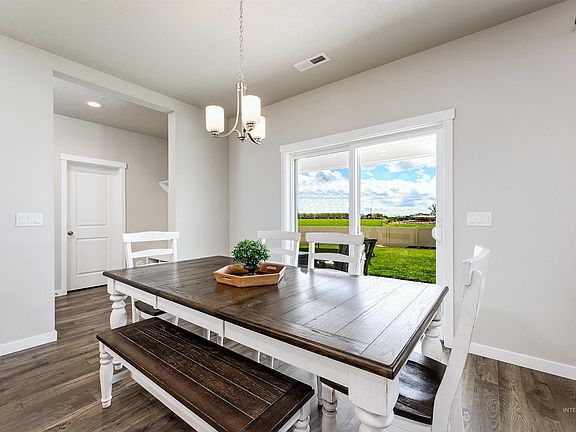 3rd image of 10385 W Mauve Clover Ln