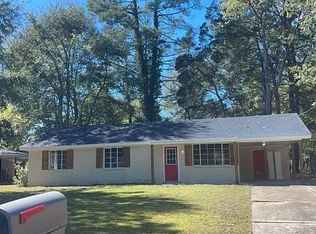 1858 Grove Hill Ln, Montgomery, AL 36106