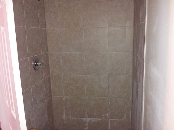 4th image of 524 NW 8th St APT 1