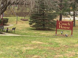 1011 Montgomery Ave #B, Bryn mawr, PA 19010