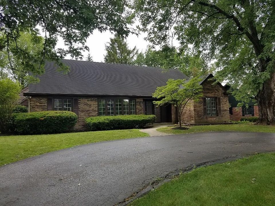 1st image of 129 Pine Dr