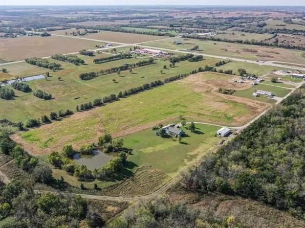 2573 Us Highway 59, Ottawa, KS 66067