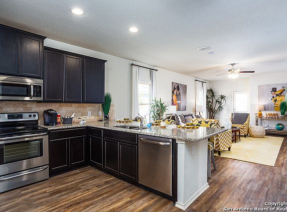 4th image of 7934 Glasgow Dr