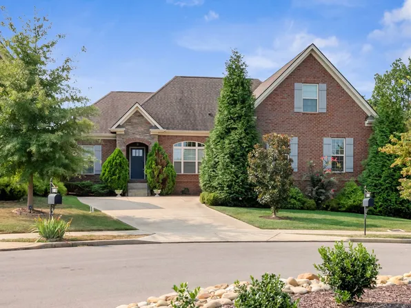 1361 Duns Ln, Nolensville, TN 37135