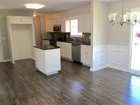 4th image of 807 26th St