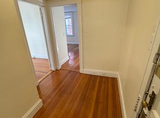 520 Cambridge St #4A, Cambridge, MA 02141