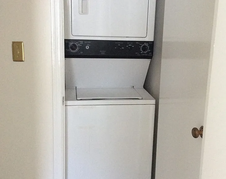 620 Shoreham Ct #204 — Photo 6