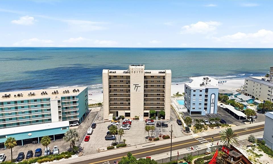 1st image of 19450 GULF BOULEVARD #903
