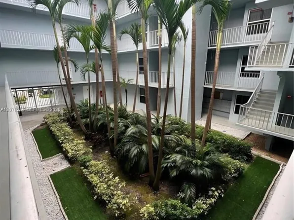 505 S Pine Island Rd APT B207, Plantation, FL 33324