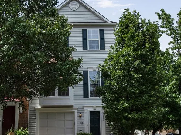 45571 Trestle Ter, Sterling, VA 20166