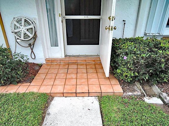 2nd image of 1230 S Lakes End Dr APT E