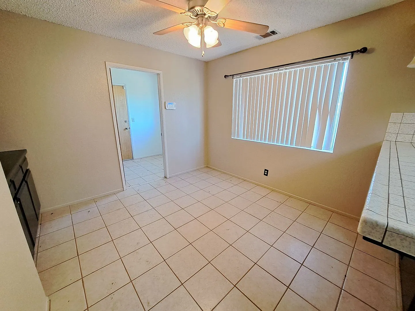 Don't miss this wonderful opportunity to make this move-in-ready Phelan home yours! — Photo 2