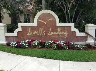 13064 NW 9th Ct, Pembroke Pines, FL 33028