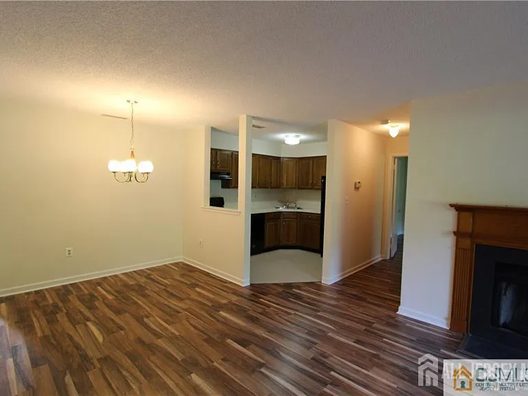 1103 Aspen Dr — Photo 12